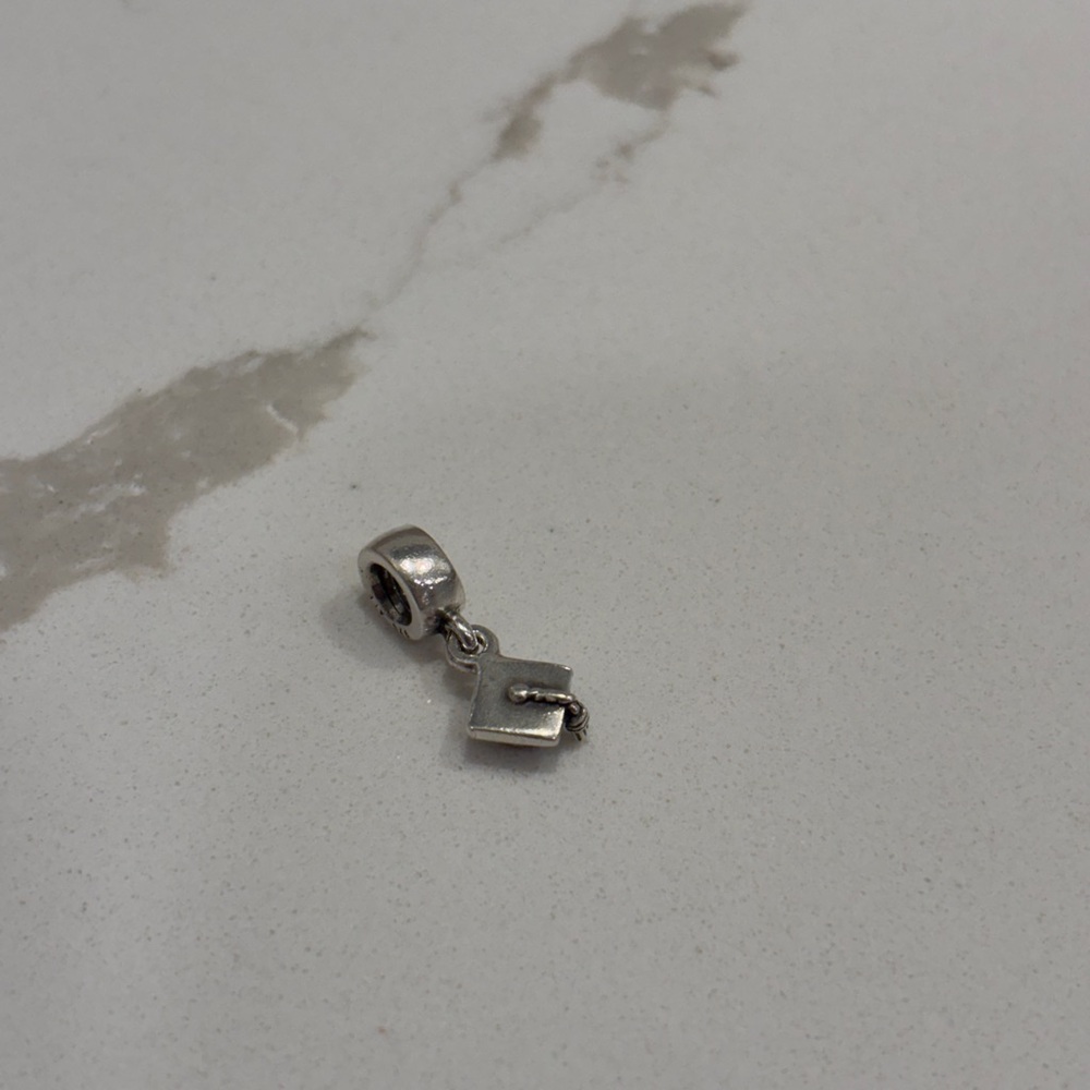 Pandora Graduation cap charm (retired)